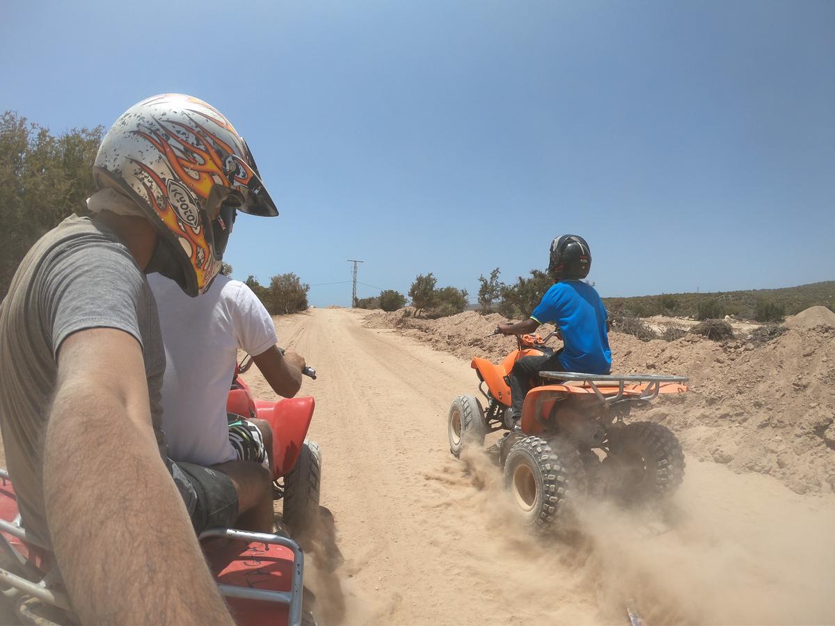טגזוט Tayought Surf House מראה חיצוני תמונה
